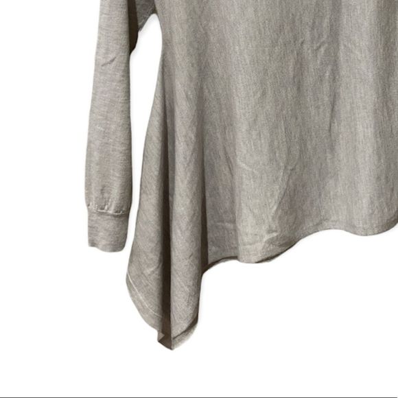 One grey day size Small - Picture 4 of 9